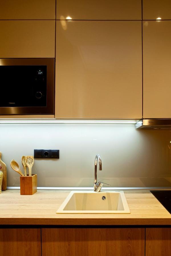 Designer Apartments Close To The Center + Free Parking Saloniki Zewnętrze zdjęcie