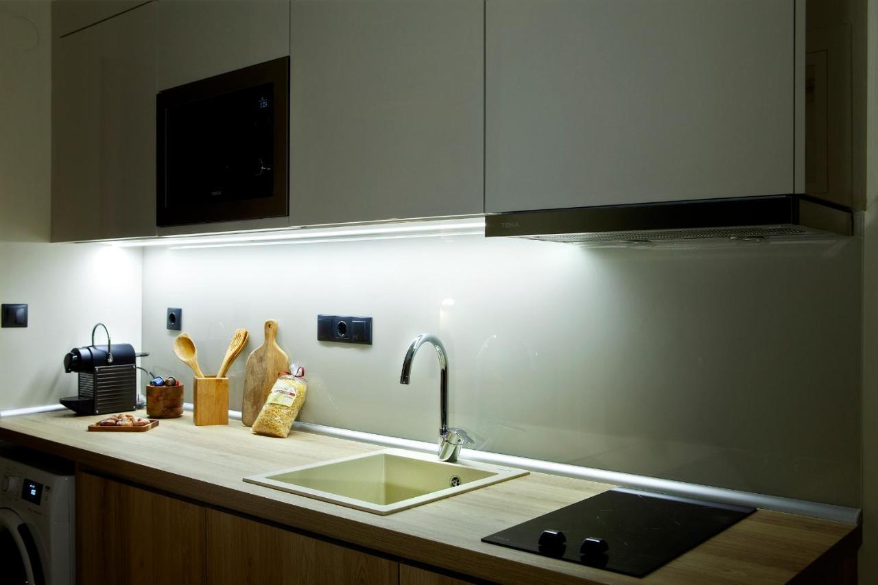 Designer Apartments Close To The Center + Free Parking Saloniki Zewnętrze zdjęcie